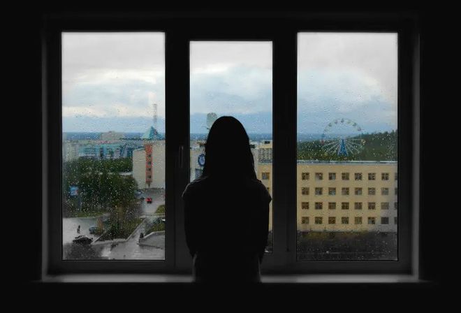 九游娱乐：留学花费百万回国月薪7000你还会送孩子出国留学吗？(图4)