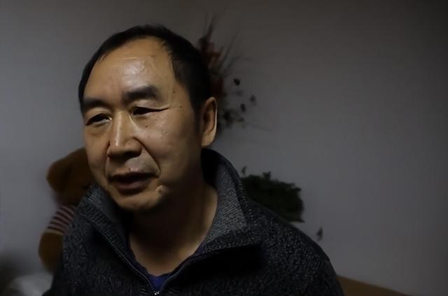九游娱乐平台：回顾：上交大研究生放弃治疗捐献遗体研究骗奶奶说我出国留学了(图4)
