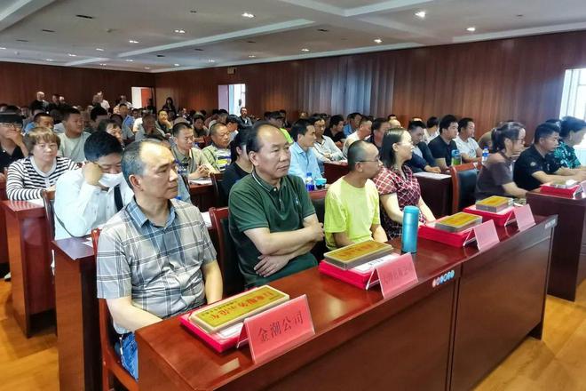 九游娱乐：大理市巡游出租汽车在岗驾驶员继续教育培训开班(图5)
