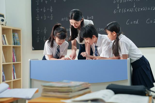 九游娱乐网站：出国留学读研需要哪些条件(图2)
