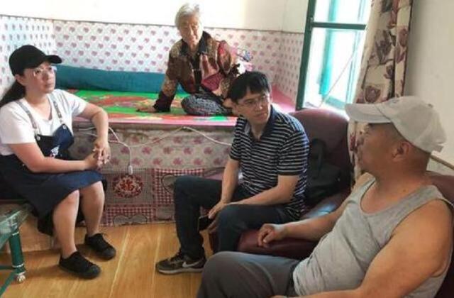 九游娱乐网站：回顾曹茜：父母送她出国留学却21年拒见患癌父母到底是为什么？(图12)