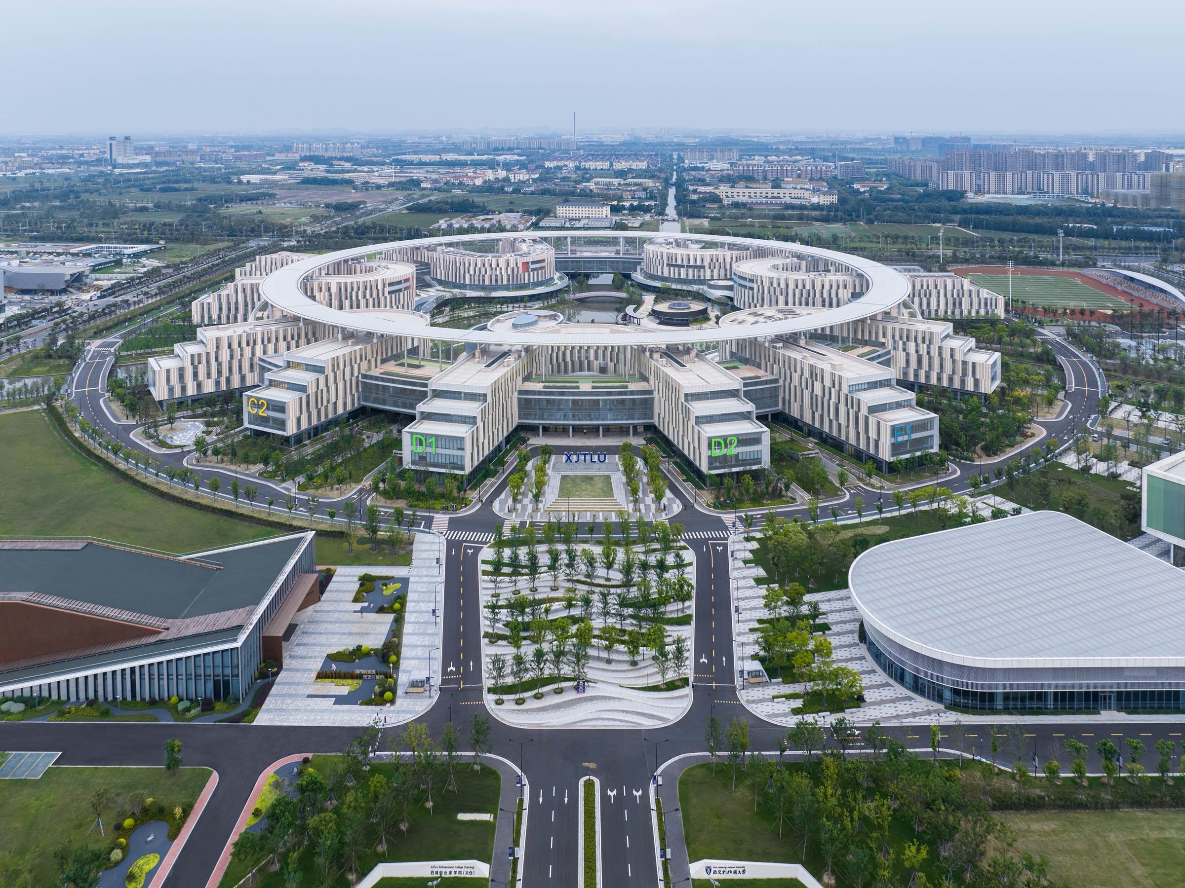 九游娱乐：毕业可获中英双学士学位！中外合办大学带给你本科“不出国的留学”(图5)