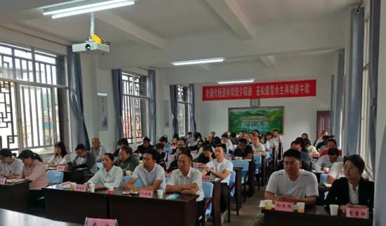 九游娱乐网站：普洱江城：瞄准三个“着力点”提升离退休干部教育培训质效(图2)
