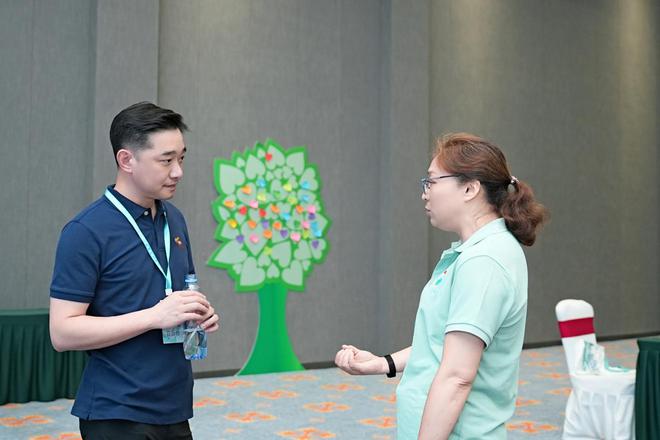 九游娱乐网站：浇灌希望之树点亮教育之光：伊利行知计划·第五届乡村教师赋能培训启动(图6)