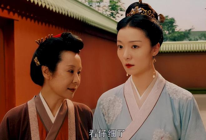九游娱乐：从“歌后”沦为配角出国留学再婚生子的苏小明后悔了吗？(图2)