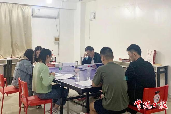 九游娱乐网站：别茫然无措了！常德这家公考培训机构送你“上岸”(图3)