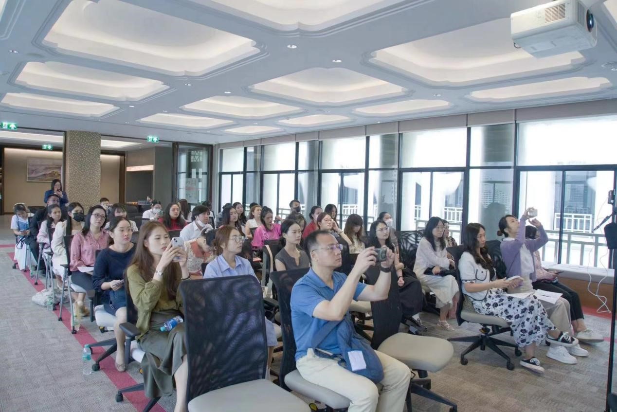九游娱乐：泰国中文教育精英教师高端培训在朱拉隆功大学孔子学院举行(图2)