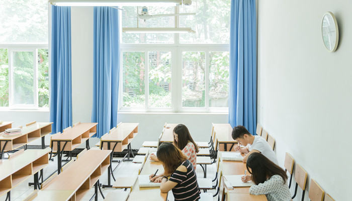 九游娱乐网站：出国留学的条件和要求出国留学的条件和要求大全(图3)