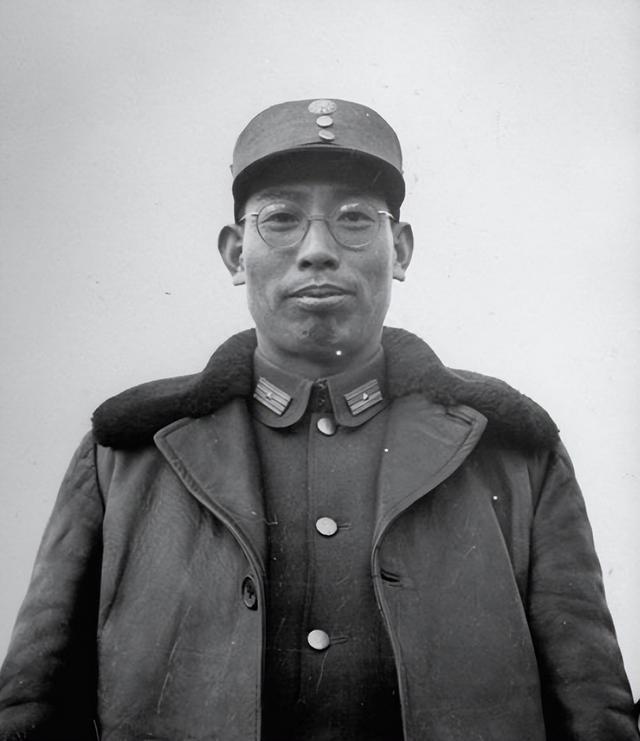 九游娱乐网站：1959年许延滨出国留学校方查档案后才发现其是开国大将之子(图4)