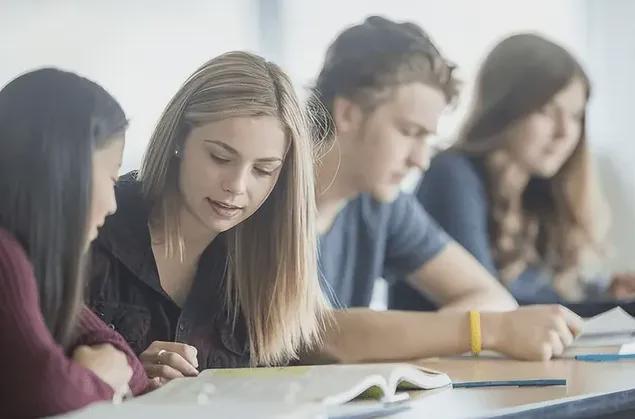 九游娱乐网站：留学之路从选对开始！2024十大靠谱出国留学中介机构！(图17)
