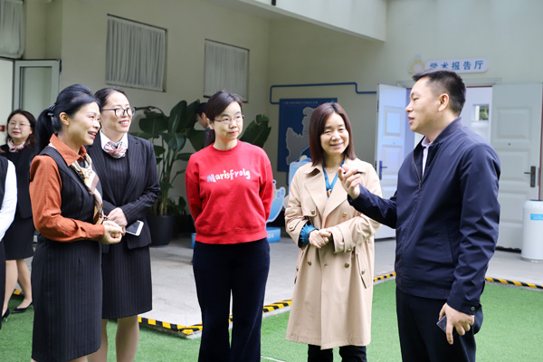 九游娱乐：全市首个幼儿园教师数字素养提升培训班开班(图3)