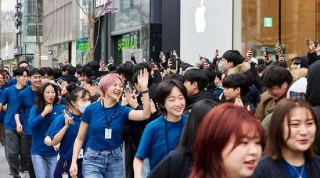 九游娱乐平台：中印韩赴美留学人数断崖：印度377万韩国63万中国令人意外(图5)