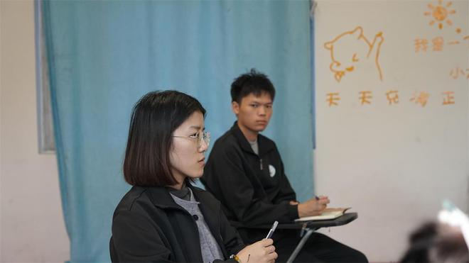 九游娱乐网站:李锋教育心理老师研讨会再启侯老师分享专业培训心得(图4)