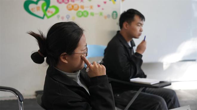 九游娱乐网站:李锋教育心理老师研讨会再启侯老师分享专业培训心得(图6)