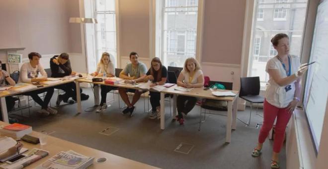 九游娱乐：留学小白必看！英国留学申请有什么要求？英国申请流程全解析(图5)