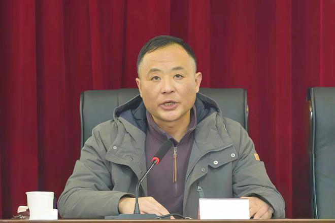 九游娱乐：继往开来启新篇创新实干建一流！金牛教育召开2025年工作务虚会(图9)