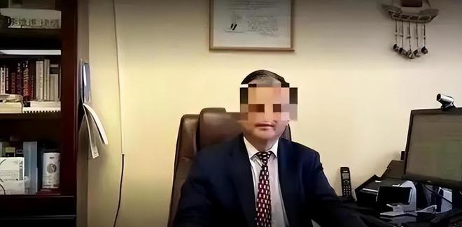 九游娱乐：为移民美国在联合国大楼举牌抹黑中国的张晓宁终于“圆梦”了(图9)