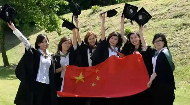 九游娱乐网站：中印韩在美留学人数差异：韩国43万印度33万中国有多少？(图2)