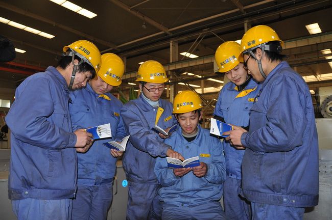 九游娱乐：留学性价比大揭秘：家境一般的你到底该去哪个国家？(图2)
