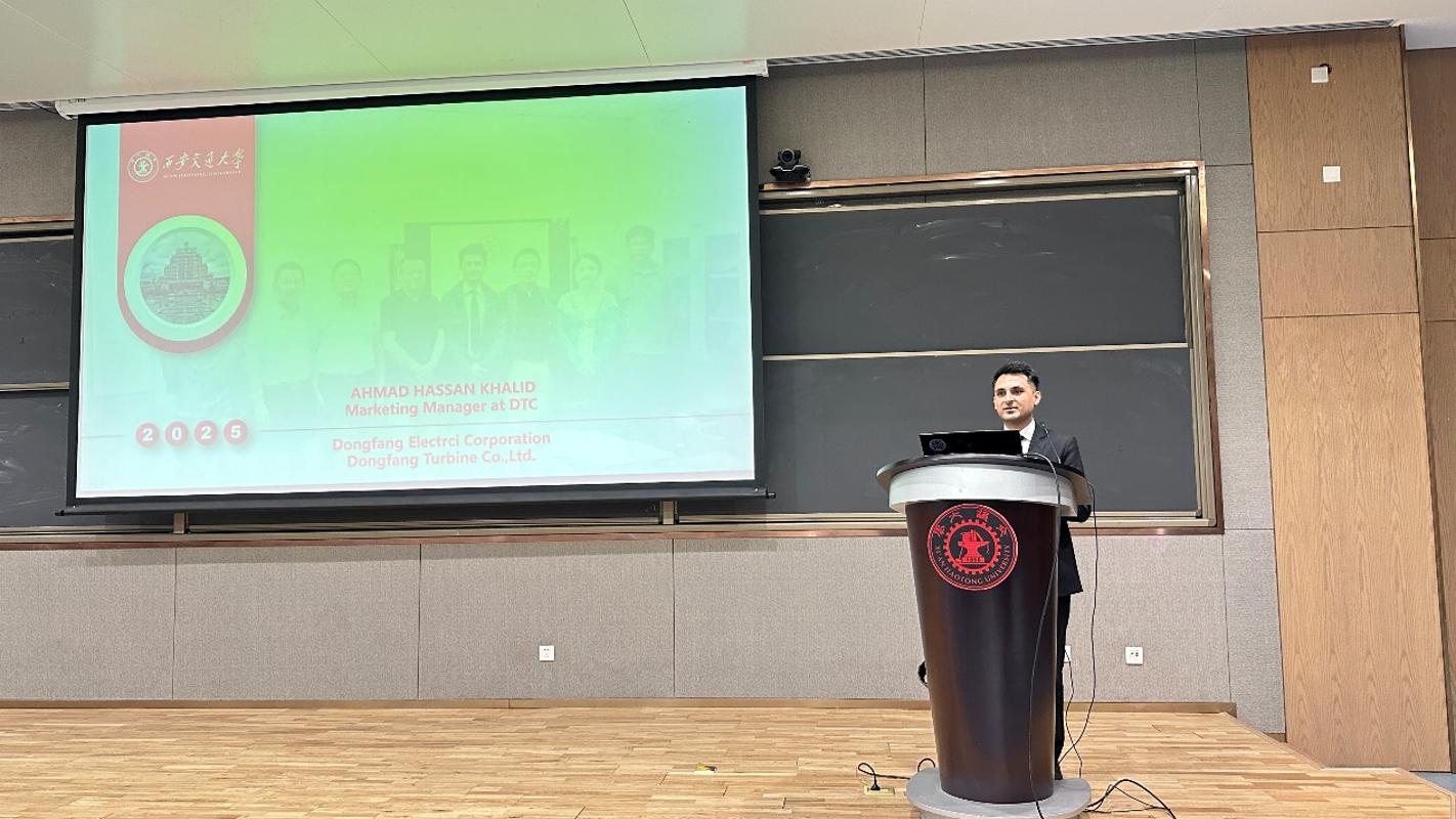 九游娱乐网站：第二届国际学生校友返校论坛举办(图4)