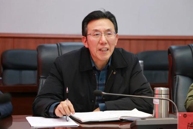 九游娱乐网站：广元外国语学校召开2025年大学生岗前实习培训会(图6)