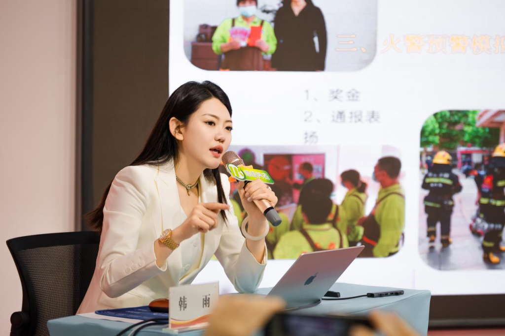 九游娱乐网站：从成为养老院院长到培养院长90后的她3年办20期培训(图2)