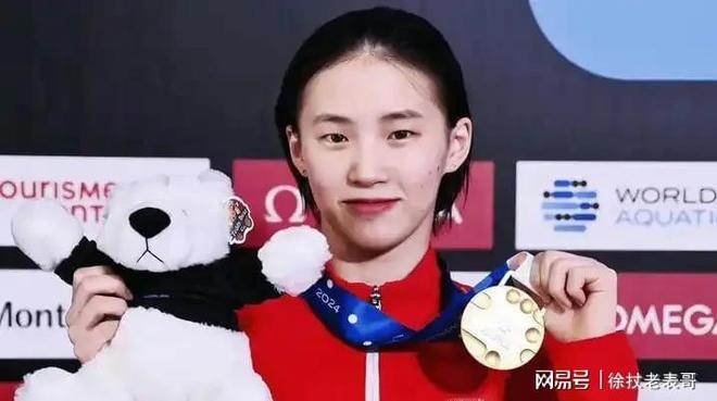 九游娱乐网站：一查吓一跳！陈芋汐教练余晓玲背景曝光三连冠真相揭晓！(图12)
