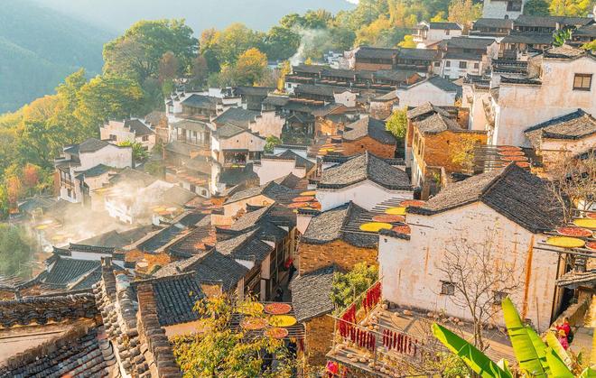 九游娱乐平台：江西旅游必去十大景点：自然与人文交织的诗意之旅！(图2)