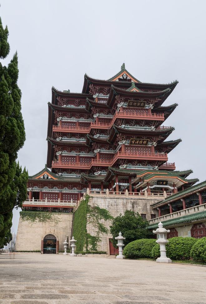 九游娱乐平台：江西旅游必去十大景点：自然与人文交织的诗意之旅！(图4)