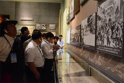 九游娱乐平台：【党建】中组部与北京市委组织部联合举办边疆民族地区基层党组织书记培训示范班(图2)