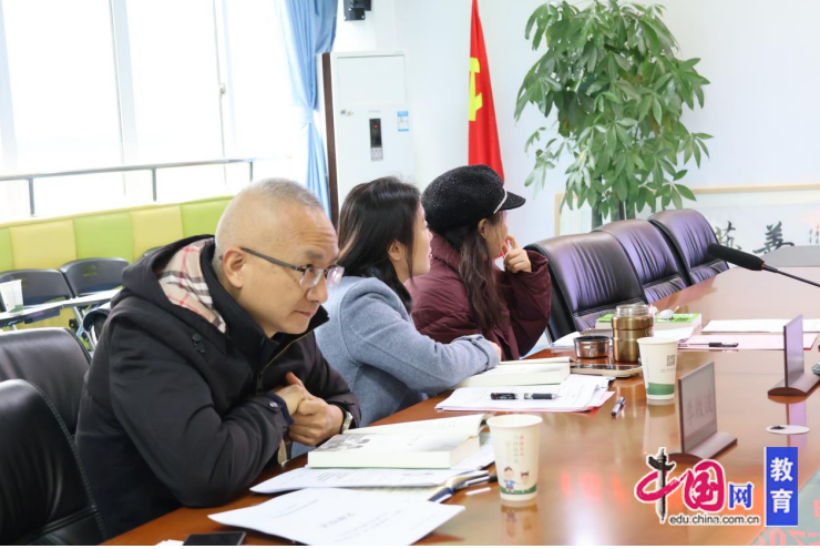 九游娱乐平台：科技暖光润特教成都成华特校召开这场市级精品课题开题会(图8)