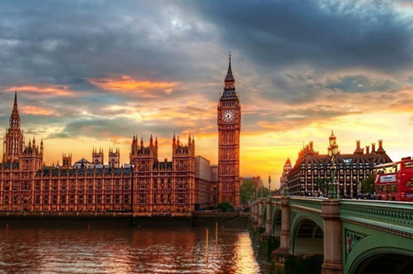 九游娱乐网站：英大使馆：留英人数增长9%脱欧继续欢迎中国学生!(图5)