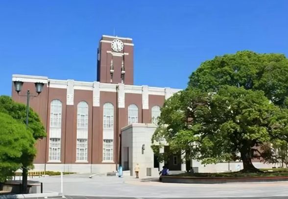 九游娱乐：文科生日本留学选校指南：国公立与私立名校的黄金组合策略(图2)