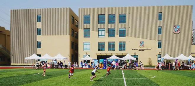 九游娱乐网站：天赋贵地古北中央萃售楼处发布：古北中央萃三区交汇盛境！(图11)